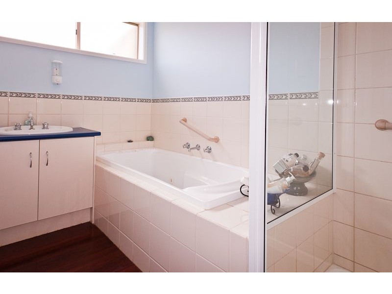 9 Casuarina Court, Cowes VIC 3922