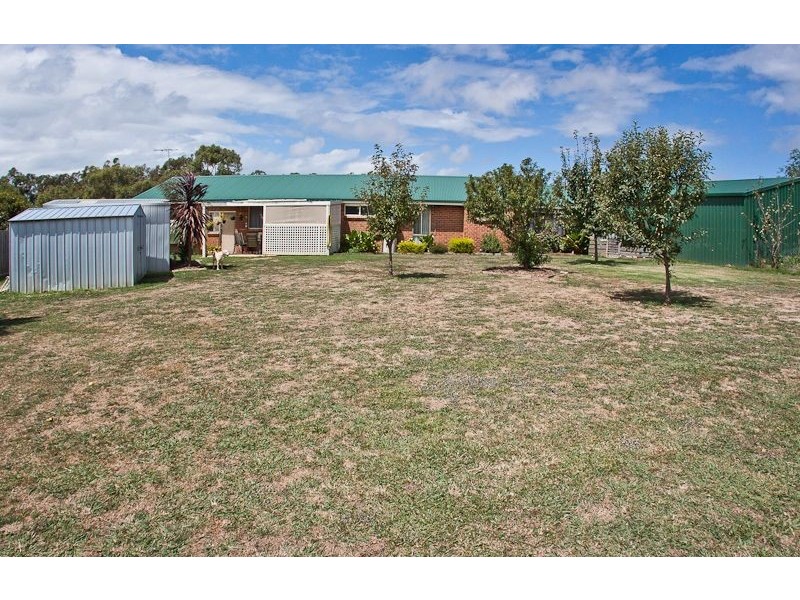 9 Casuarina Court, Cowes VIC 3922