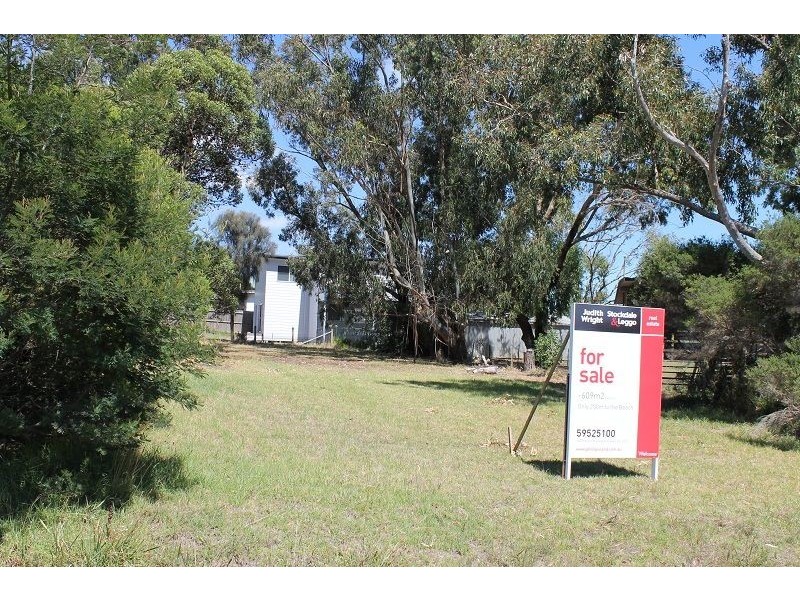 8 Aloha Drive, Ventnor VIC 3922