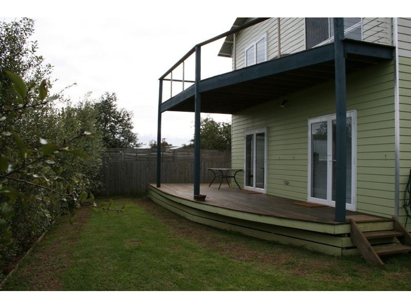 6 Matthew Court, Cowes VIC 3922