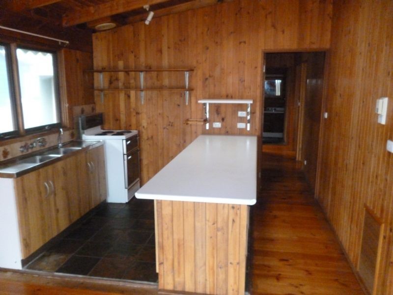 86 Red Rocks Road, Cowes VIC 3922