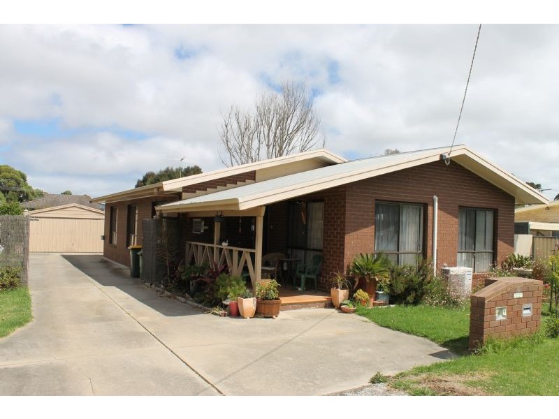 41 Helen St, Cowes VIC 3922