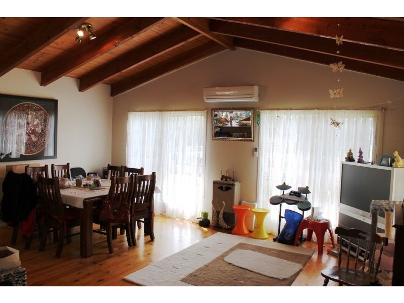 41 Helen St, Cowes VIC 3922