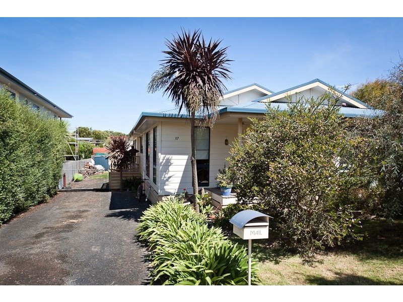 37 Broadwater Avenue,, Cape Woolamai VIC 3925