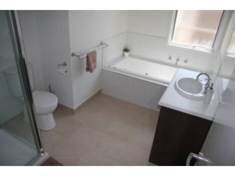 16 Manly Place, Surf Beach VIC 3922