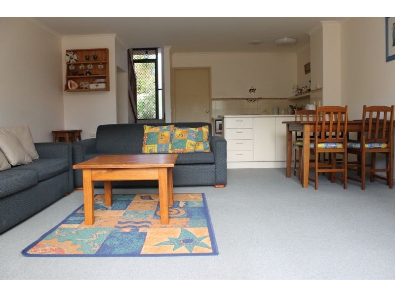 2/6 Findlay Street, Cowes VIC 3922