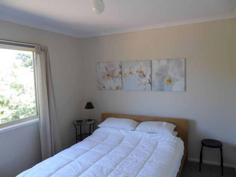 16 Caroline Avenue, Cowes VIC 3922
