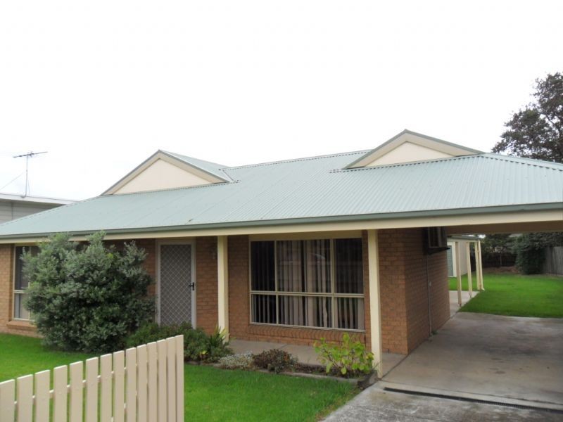 21 Edgar Road, San Remo VIC 3925