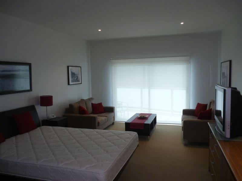 233 The Waves/1 The Esplanade, Cowes VIC 3922