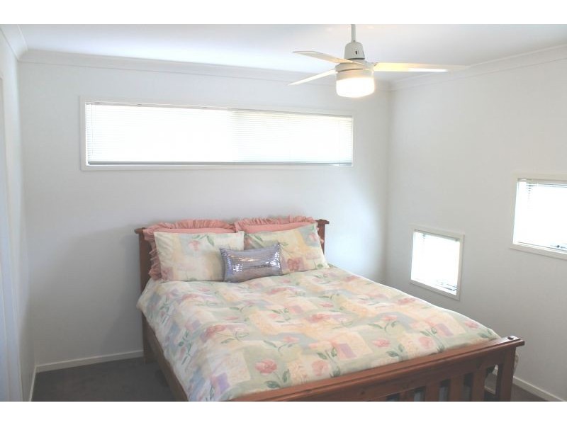 13 Rosella Grove, Cowes VIC 3922