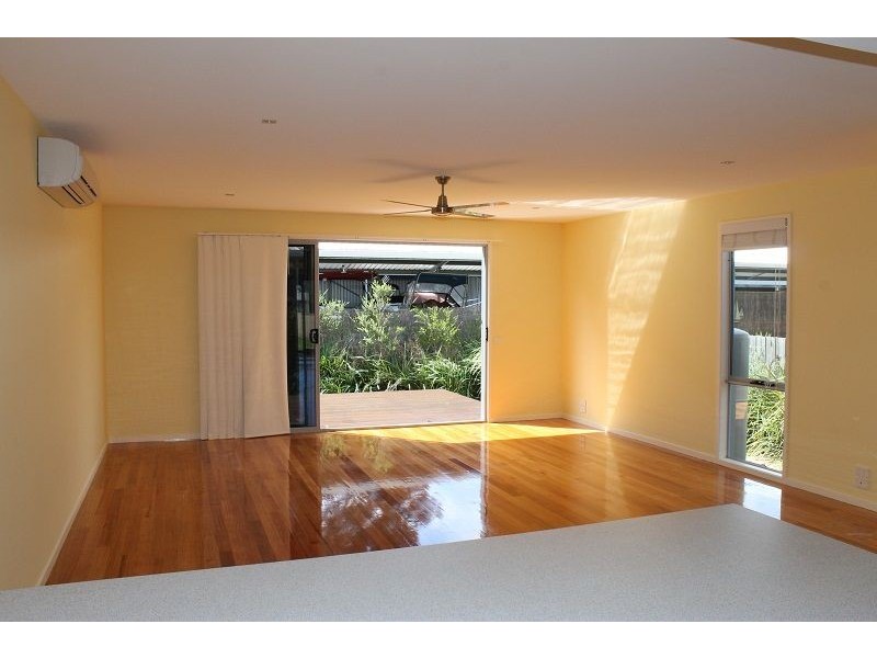2/15-18 Beach Road, Rhyll VIC 3923
