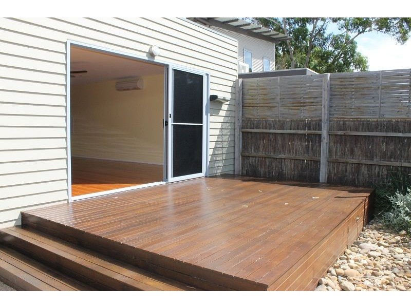 2/15-18 Beach Road, Rhyll VIC 3923