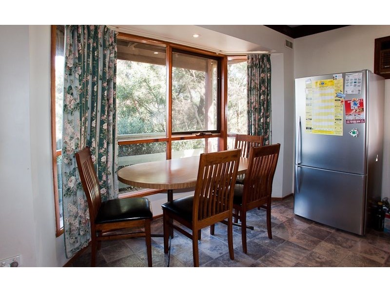 15 Pine Avenue, Cowes VIC 3922