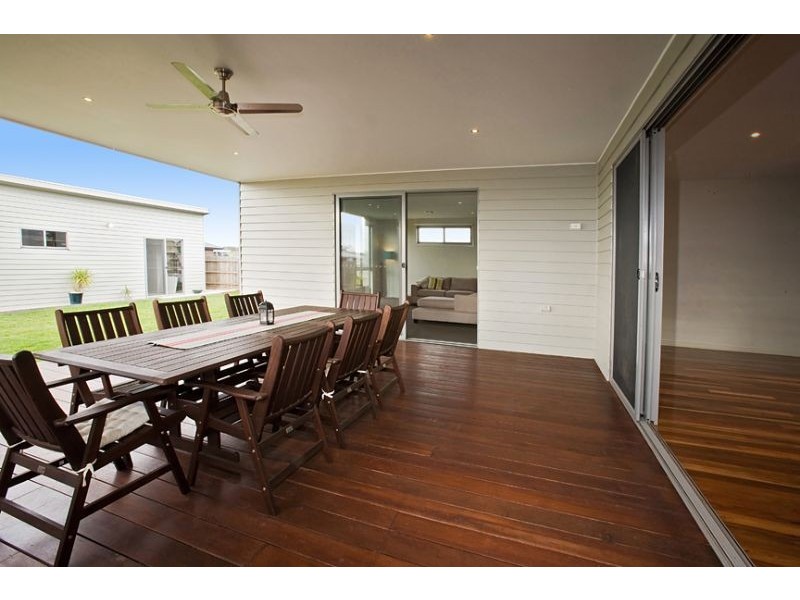 19 Sanctuary Drive, Cowes VIC 3922