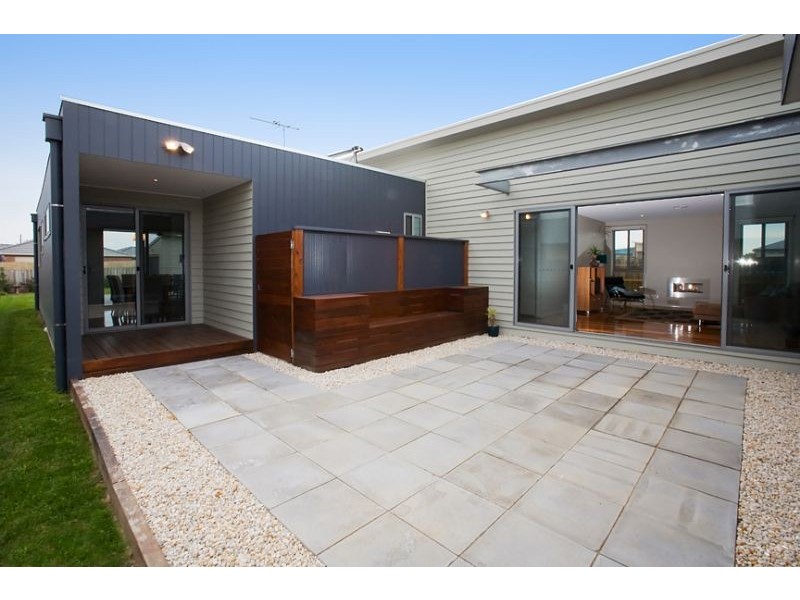 19 Sanctuary Drive, Cowes VIC 3922