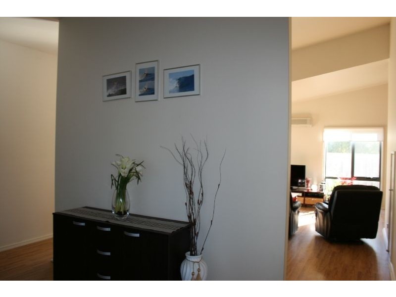 1/6 Tahiti Court, Cape Woolamai VIC 3925