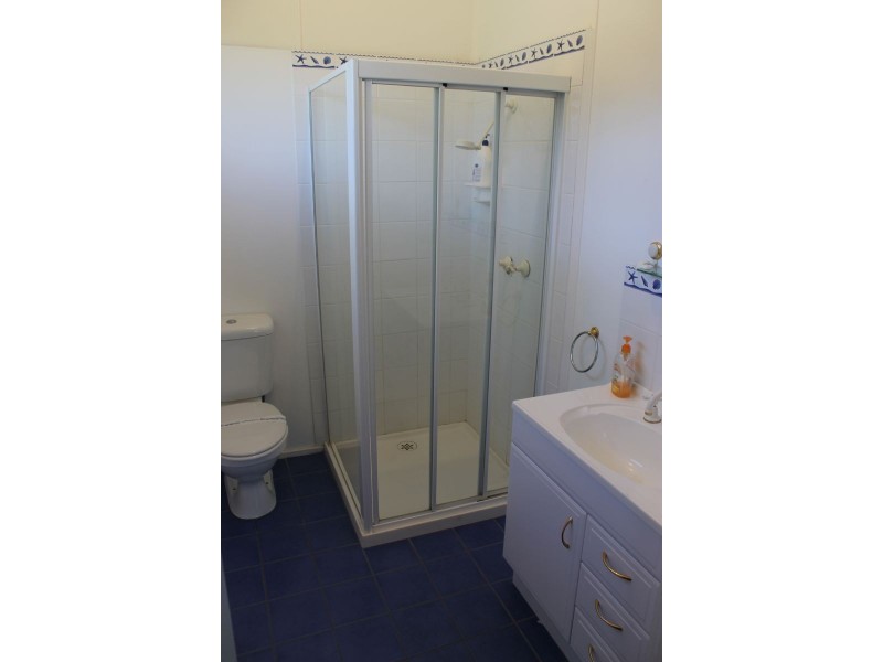 30 Dunsmore Rd, Cowes VIC 3922