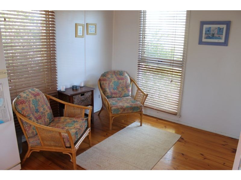30 Dunsmore Rd, Cowes VIC 3922