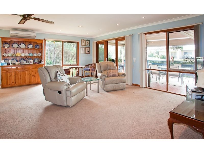 10 Langard Road, Cowes VIC 3922