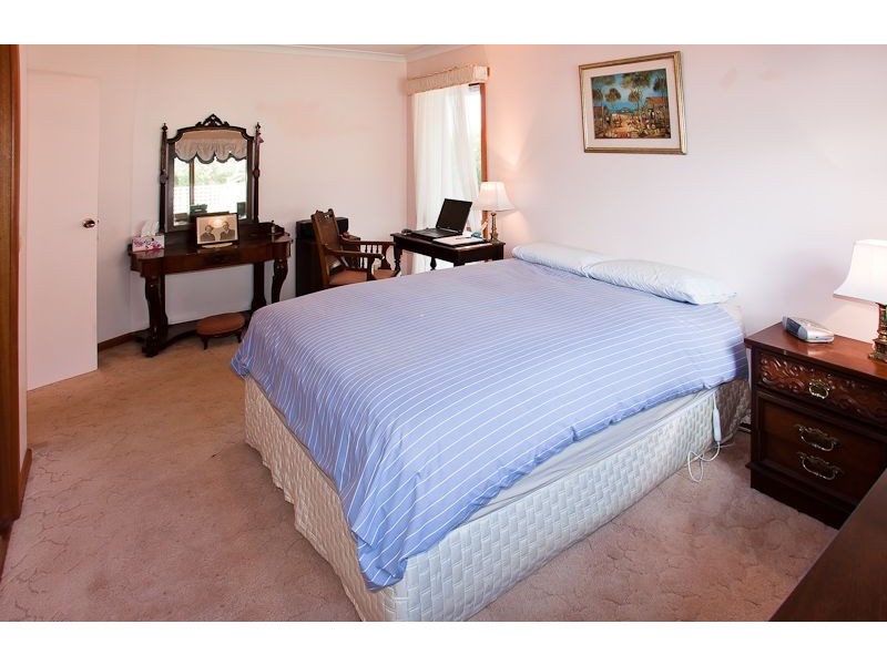 10 Langard Road, Cowes VIC 3922