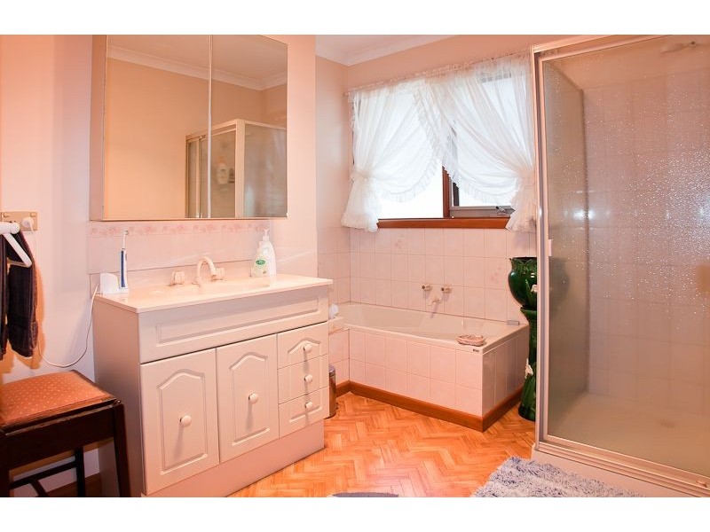 10 Langard Road, Cowes VIC 3922