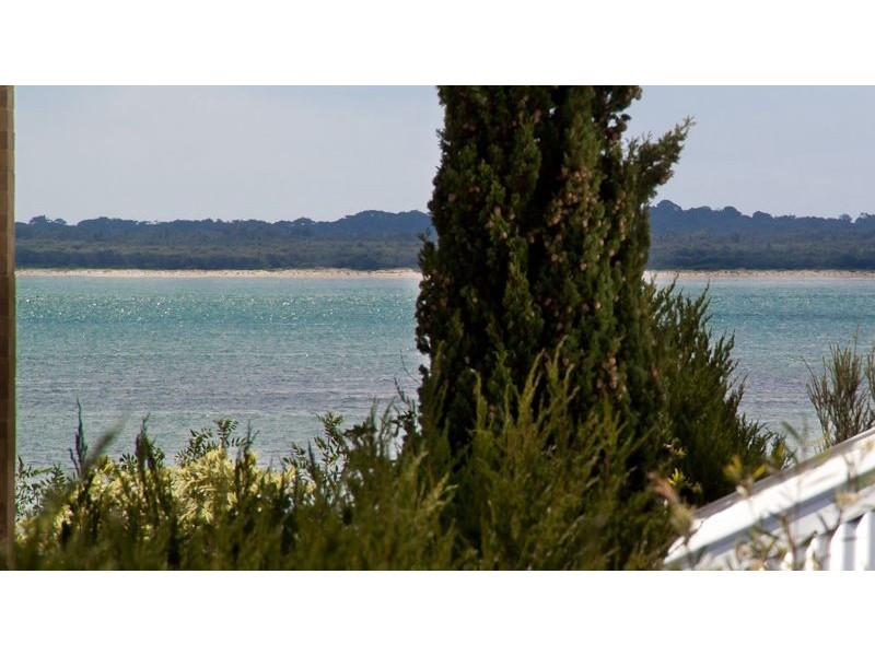 10 Langard Road, Cowes VIC 3922