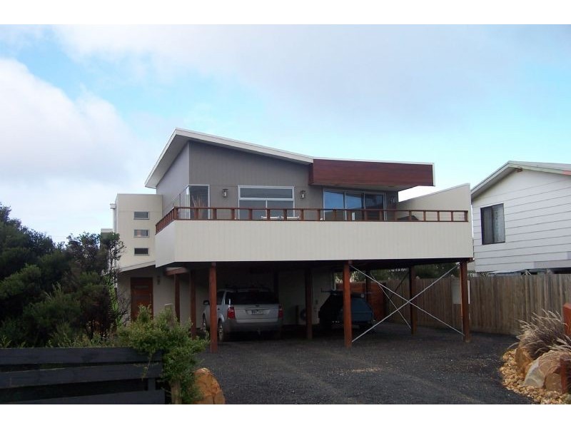 21 Golden Court, Sunset Strip VIC 3922