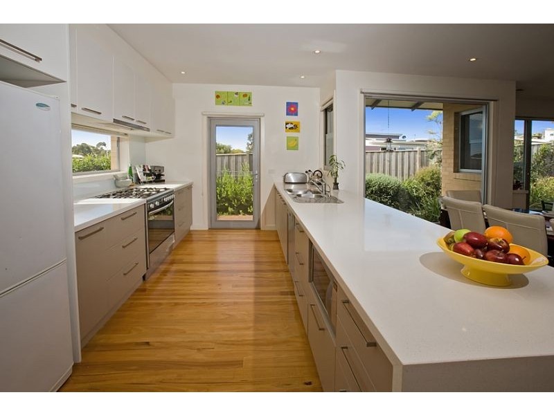 19 Seagrove Way, Cowes VIC 3922