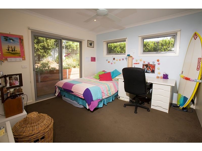 19 Seagrove Way, Cowes VIC 3922