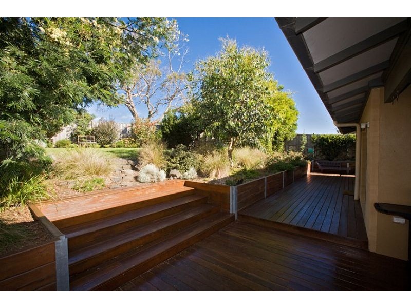 19 Seagrove Way, Cowes VIC 3922