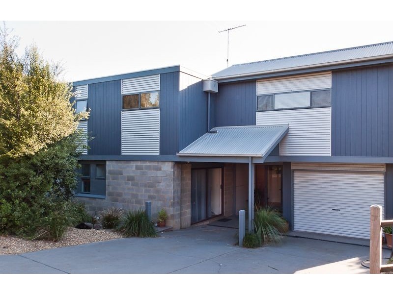 11 Shetland Heights Road, San Remo VIC 3925