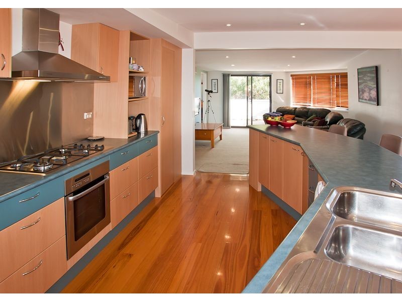 11 Shetland Heights Road, San Remo VIC 3925