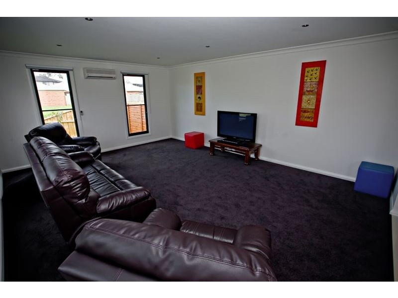 44 Norman Drive, Cowes VIC 3922