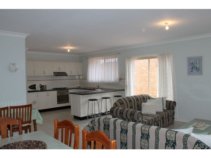 3 Hollydene Court, Cowes VIC 3922