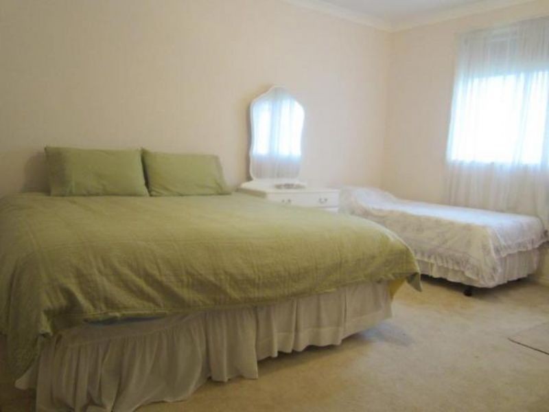 3 Hollydene Court, Cowes VIC 3922