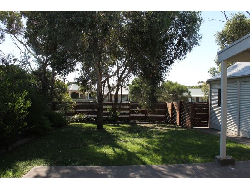 7 Redwood Drive, Cowes VIC 3922