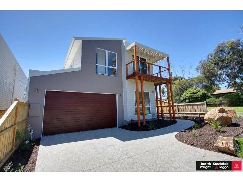 2 Corambra Court, Cowes VIC 3922