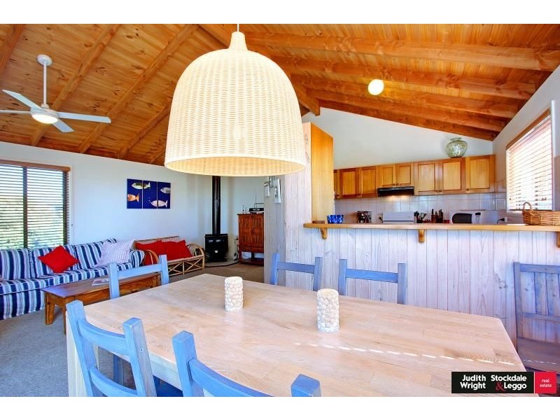 47 Sunderland Bay Road, Surf Beach VIC 3922