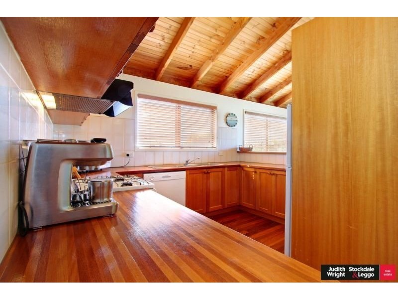 47 Sunderland Bay Road, Surf Beach VIC 3922