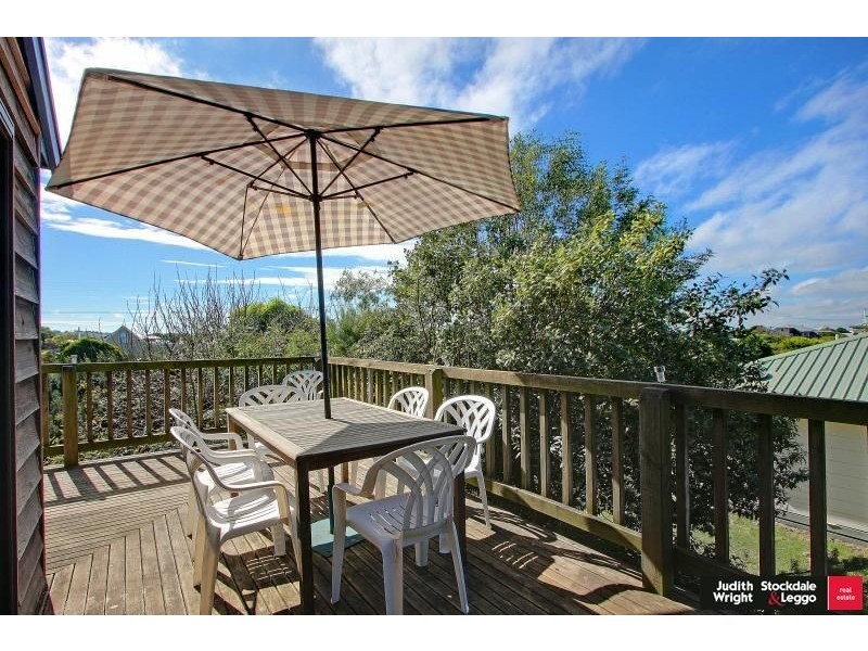 47 Sunderland Bay Road, Surf Beach VIC 3922