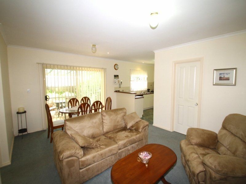 2/3 Wyndham Avenue, Cowes VIC 3922