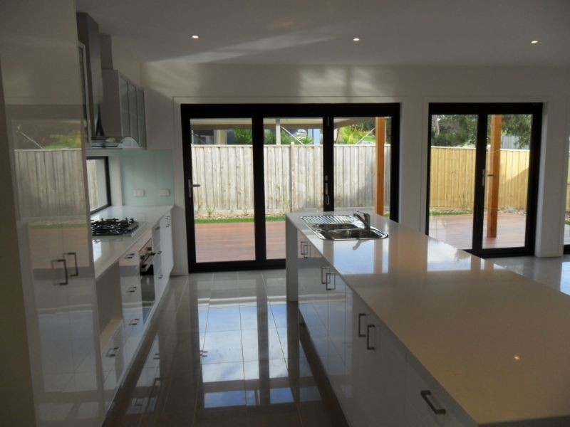 11 Pobblebonk Place, Cowes VIC 3922