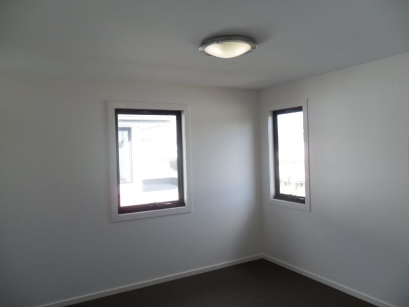 11 Pobblebonk Place, Cowes VIC 3922