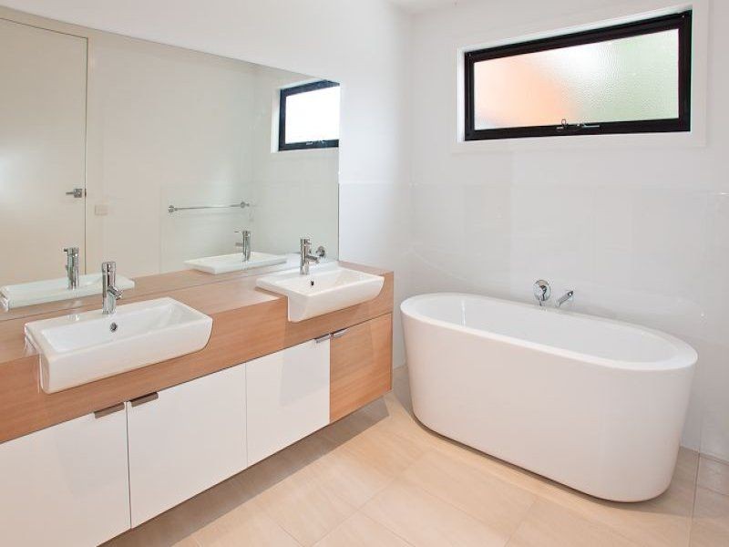 2 Spaven Court, Cowes VIC 3922