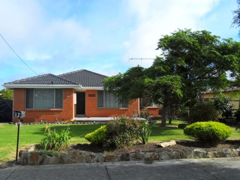 17 Ocean Grove, San Remo VIC 3925