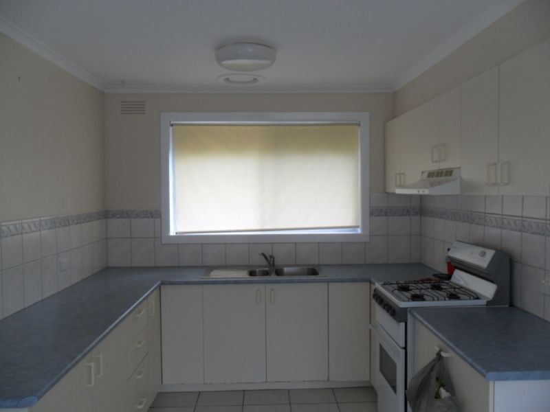 17 Ocean Grove, San Remo VIC 3925