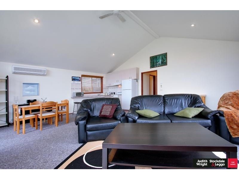 21 Halcyon Avenue, San Remo VIC 3925