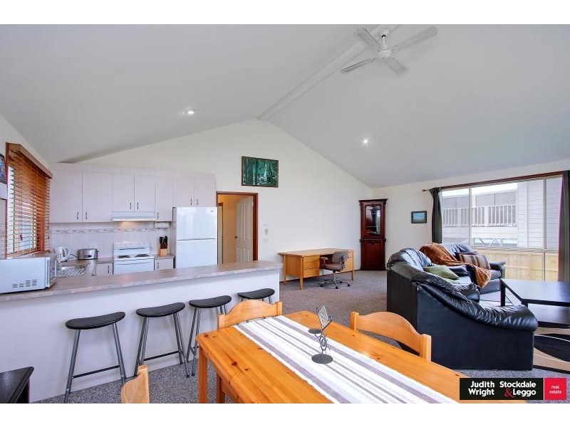 21 Halcyon Avenue, San Remo VIC 3925