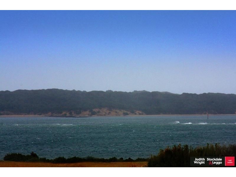 21 Halcyon Avenue, San Remo VIC 3925