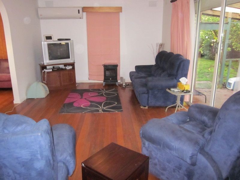 2 Elsford Close, Cowes VIC 3922